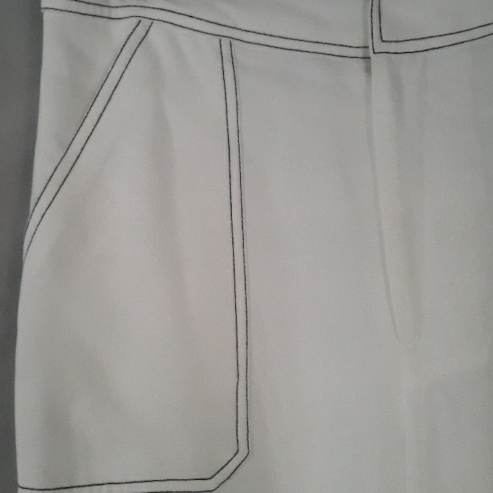 Pants NWT - Picture 2 of 3